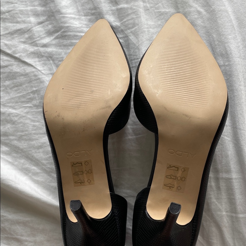 Aldo Black Textured Heels - Picture 3 of 4